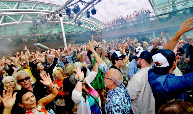 Soul Train Summer NEON Cruise, 6 juni 2026 (dag 2)
